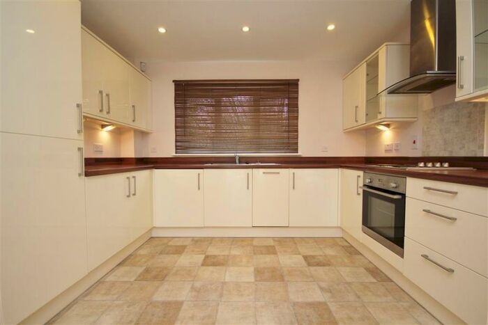 2 Bedroom Apartment To Rent In Copper Beech Place, Reading Road, Wokingham, RG41