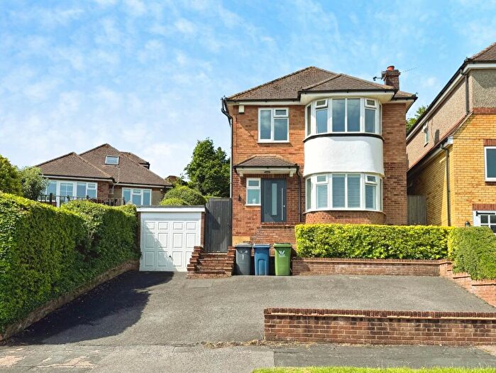 3 Bedroom Detached House For Sale In Shelley Road, High Wycombe, Buckinghamshire, HP11