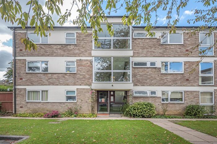 1 Bedroom Flat For Sale In Hastoe Grange, Headington, OX3