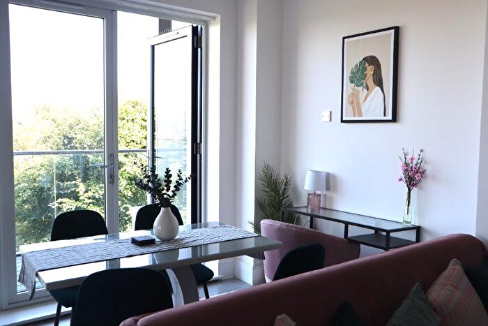 2 Bedroom Apartment To Rent In Tallon Road, Brentwood, Essex, CM13