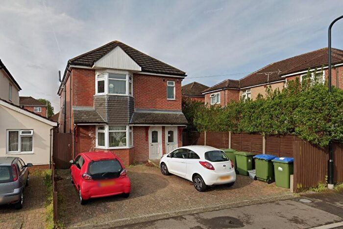 3 Bedroom Property To Rent In Sirdar Road, SO17