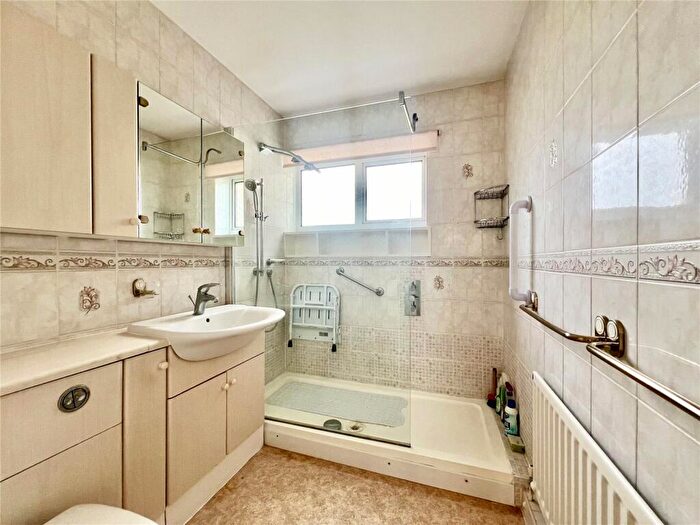 2 Bedroom Apartment For Sale In Wharncliffe Road, Highcliffe On Sea, Christchurch, Dorset, BH23