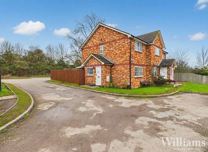 2 Bedroom Terraced House For Sale In Springhill Road, Grendon Underwood, HP18