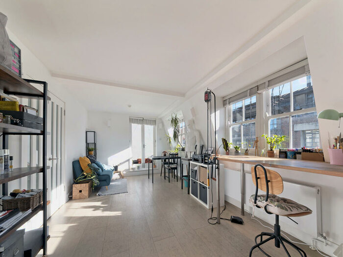 1 Bedroom Apartment To Rent In Berry Street, Clerkenwell London, EC1V