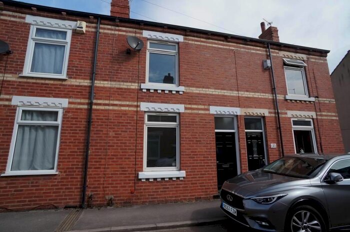 2 Bedroom Terraced House To Rent In Crowther Street, Castleford, WF10