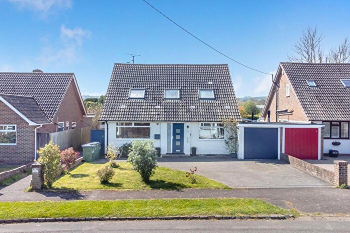 5 Bedroom Property For Sale In East View Fields, Plumpton Green, BN7