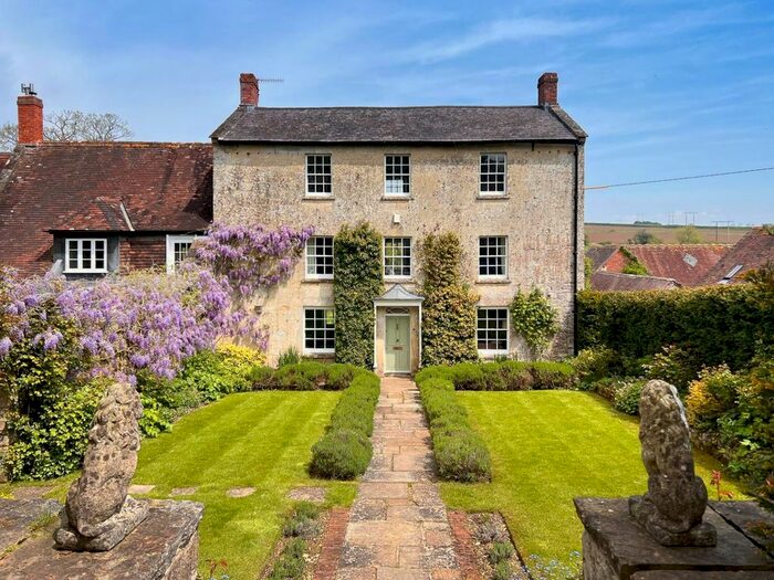 6 Bedroom Detached House For Sale In Hindon Lane, Tisbury, Salisbury, Wiltshire, SP3