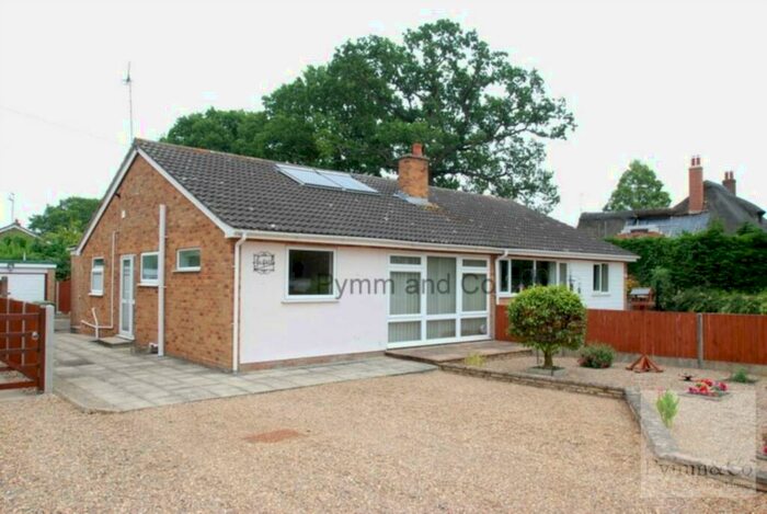 3 Bedroom Bungalow To Rent In Strumpshaw Road, Brundall, NR13