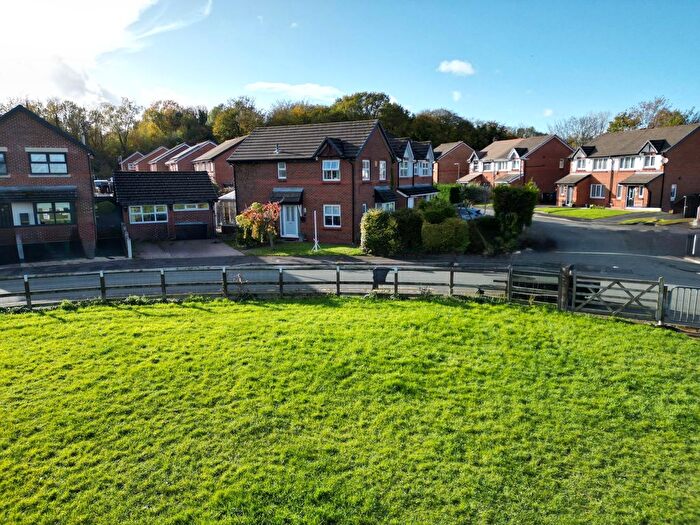 3 Bedroom Detached House For Sale In Burley Crescent, Wigan, WN3