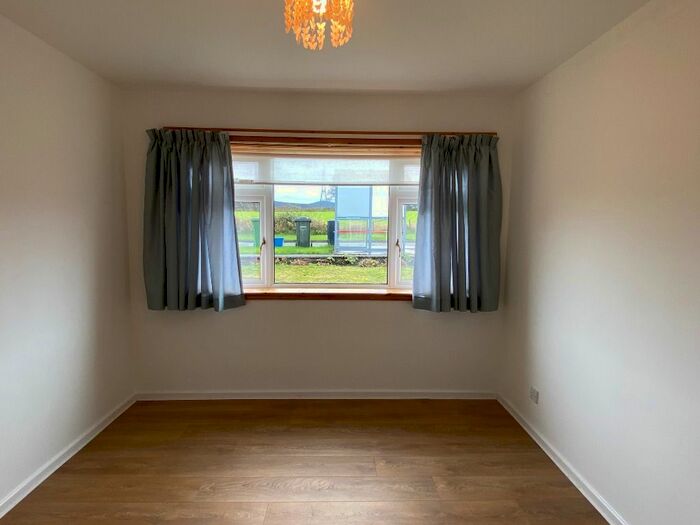 2 Bedroom Flat To Rent In Cockburn Crescent, Balerno, Edinburgh, EH14