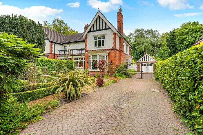 5 Bedroom Semi-Detached House For Sale In Fords Avenue, Healing, DN41