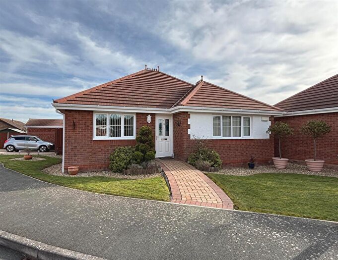 3 Bedroom Detached Bungalow For Sale In Summer Court, Towyn, Conwy, LL22