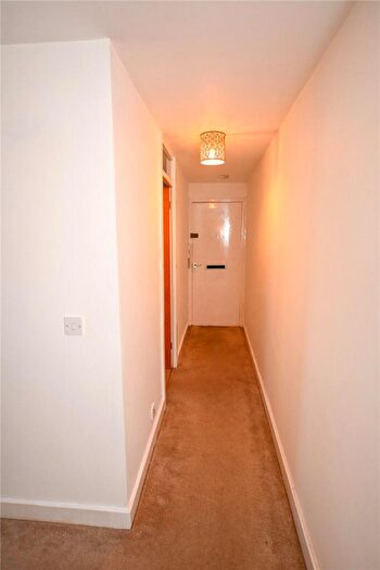 1 Bedroom Apartment For Sale In Coppice Road, Moseley, Birmingham, B13