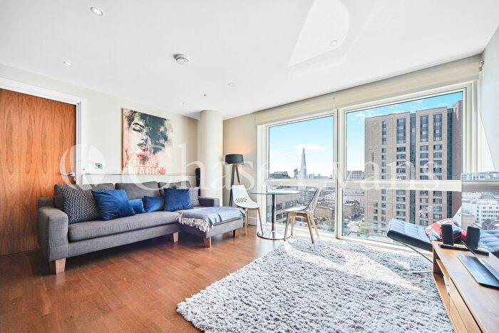 2 Bedroom Flat To Rent In Whitechapel High Street, Aldgate, London, E1