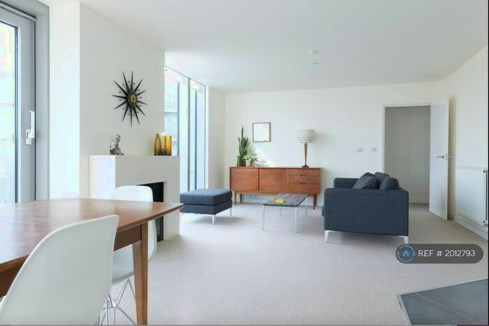 3 Bedroom Flat To Rent In Vertex Tower, London, SE8