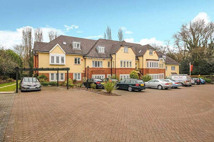 3 Bedroom Apartment To Rent In Ducks Hill Road, HA6