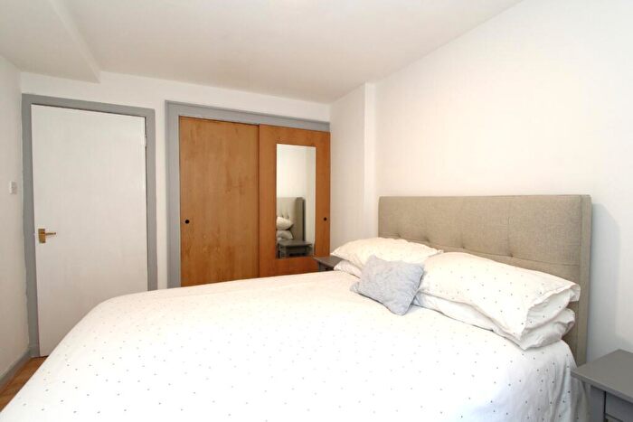 1 Bedroom Flat To Rent In North Leith Mill, Leith, Edinburgh, EH6