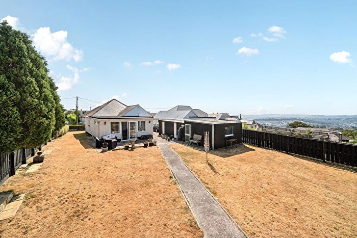 2 Bedroom Detached Bungalow For Sale In Dunstone Park Road, Paignton, Devon, TQ3