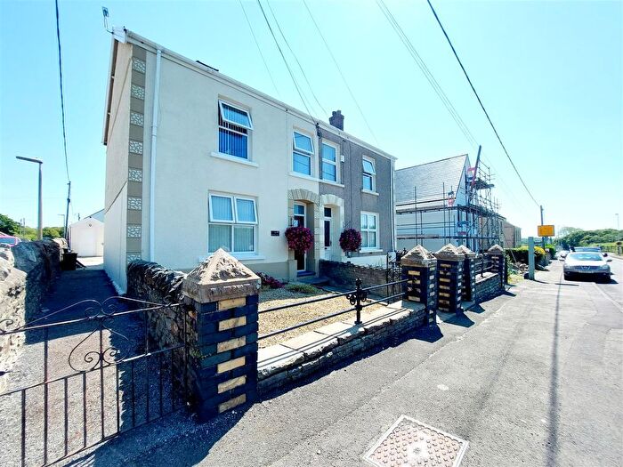 5 Bedroom Semi-Detached House For Sale In Bryntirion Road, Pontlliw, Swansea, SA4