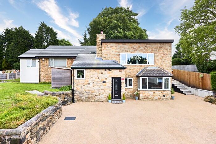 4 Bedroom Detached House For Sale In The Croft, Almshouse Lane, Newmillerdam, WF2