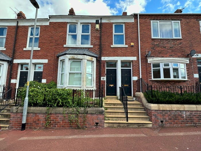 2 Bedroom Flat To Rent In Curzon Street, ., Gateshead, Gateshead, NE8