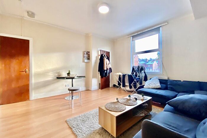 1 Bedroom House To Rent In Haddon Avenue, Burley, Leeds, West Yorkshire, LS4