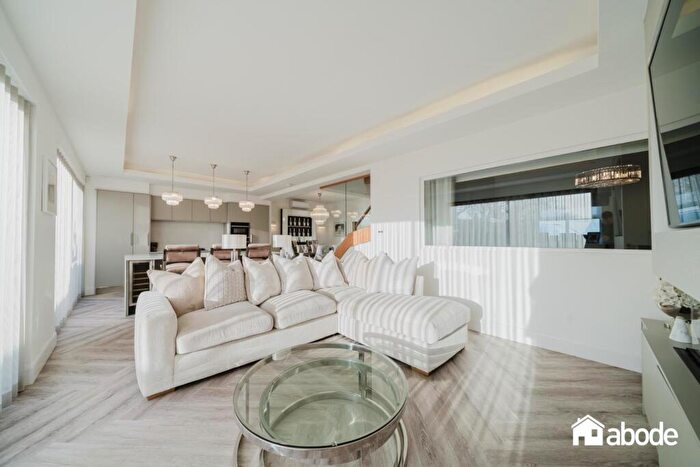 4 Bedroom Detached House For Sale In Blundellsands Road West, Liverpool, L23