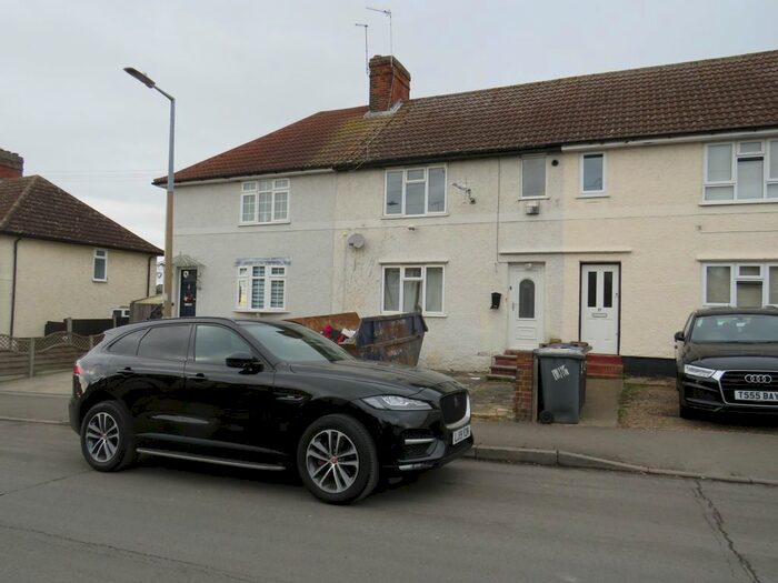 3 Bedroom Property To Rent In Tower Road, Ware SG12