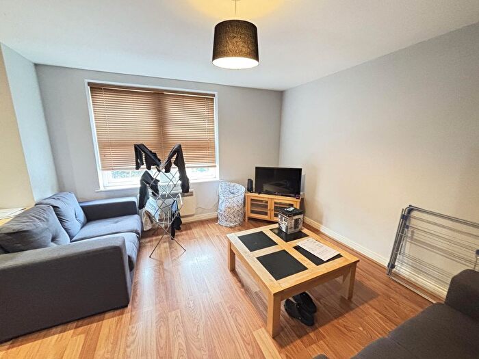 2 Bedroom Semi Detached House To Rent In Norton House Cardigan Road, Leeds, LS6