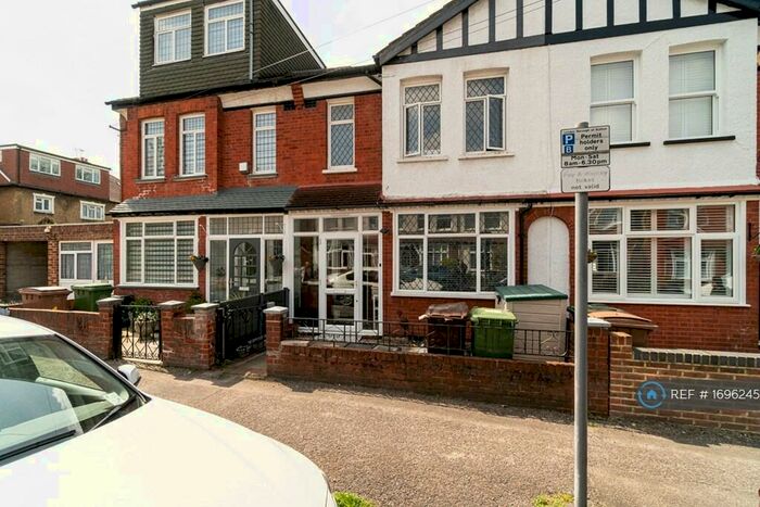 3 Bedroom Terraced House To Rent In Strathearn Road, Sutton, SM1