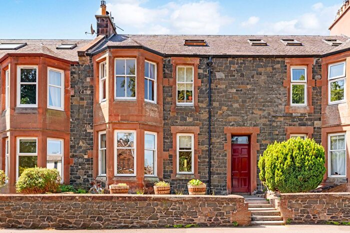 2 Bedroom Flat For Sale In / Kingsland Terrace, Peebles, EH45