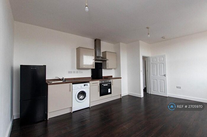 1 Bedroom Flat To Rent In Denman Street, Nottingham, NG7