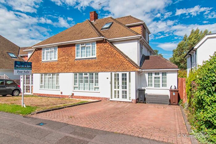 4 Bedroom Semi-Detached House For Sale In Chelwood Road, Earley, Reading, RG6