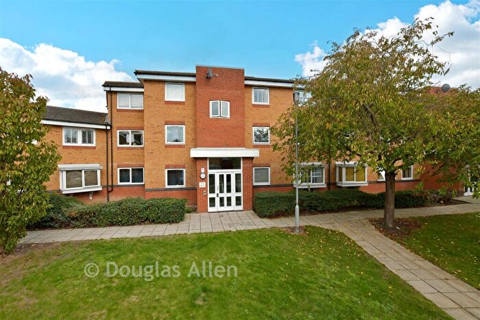 1 Bedroom Flat For Sale In Warwick Close, Hornchurch, Essex, RM11