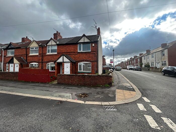 3 Bedroom Property To Rent In Scarsdale Street, Dinnington, S25