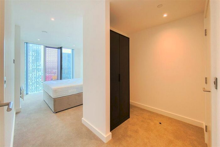 2 Bedroom Apartment To Rent In Elizabeth Tower, M15