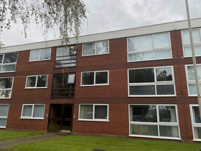 2 Bedroom Flat To Rent In Ingatestone Drive, Wordsley, DY8