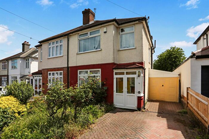 3 Bedroom Semi Detached House For Sale In Waverley Avenue, Sutton, SM1