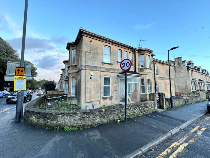 1 Bedroom Apartment To Rent In Ashley Terrace, Bath, BA1