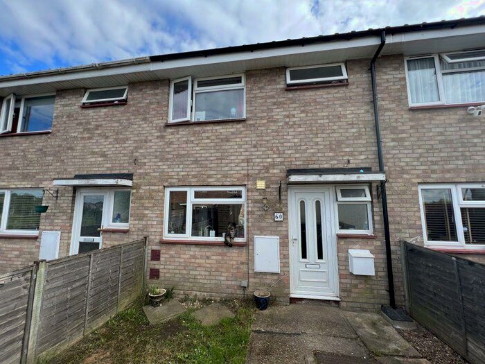 3 Bedroom House To Rent In Honeysuckle Way, Witham, CM8