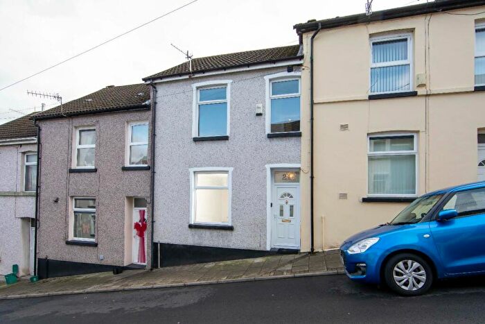 3 Bedroom Terraced House To Rent In Thomas Street, Mountain Ash, CF45