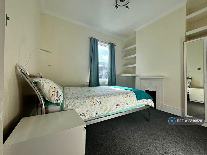 1 Bedroom Flat To Rent In Brighton, Brighton, BN1