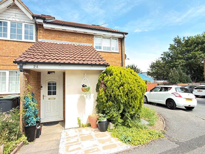 1 Bedroom Maisonette For Sale In Malham Close, Leagrave, Luton, Bedfordshire, LU4
