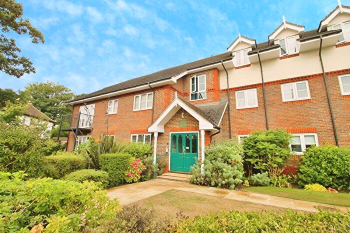 2 Bedroom Flat For Sale In Hanover Court, Uxbridge Road, HA5