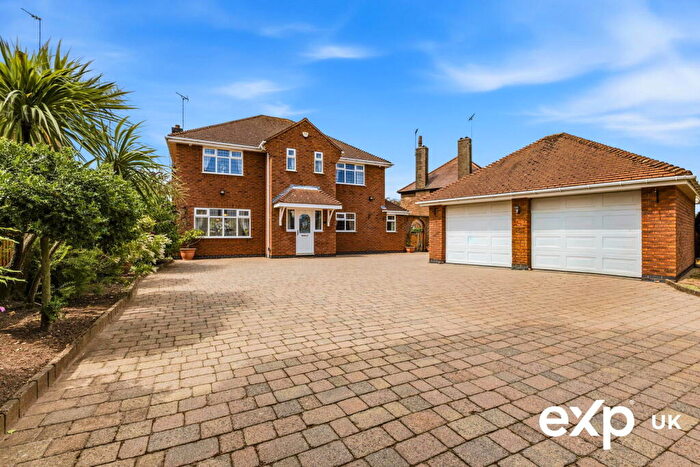 4 Bedroom Detached House For Sale In Chapel Lane, Ravenshead, NG15