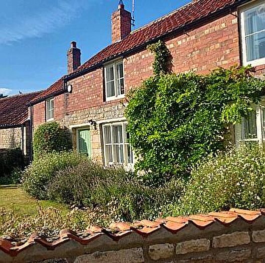 4 Bedroom Character Property To Rent In The Nooking, Welbourn, LN5