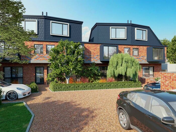 2 Bedroom Town House To Rent In Alban Mews, Hatfield Road, St. Albans, AL1