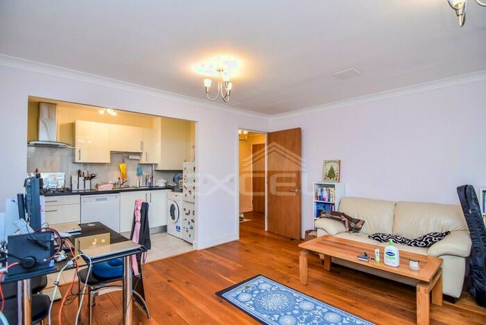 1 Bedroom Apartment To Rent In Upper Park Road, Belsize Park, London, NW3