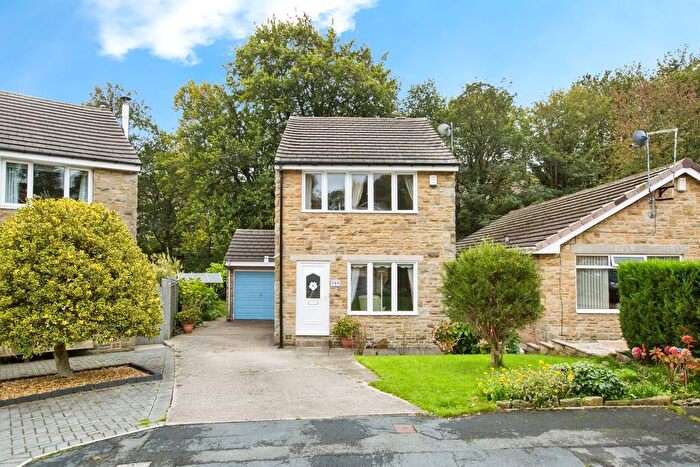 3 Bedroom Detached House For Sale In Central Park, Halifax, HX1