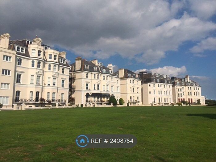 2 Bedroom Flat To Rent In Clifton Crescent, Folkestone, CT20